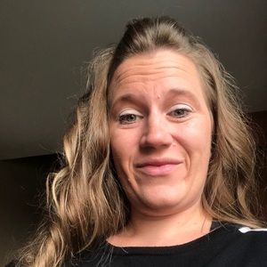 Meet your Posher, Candice